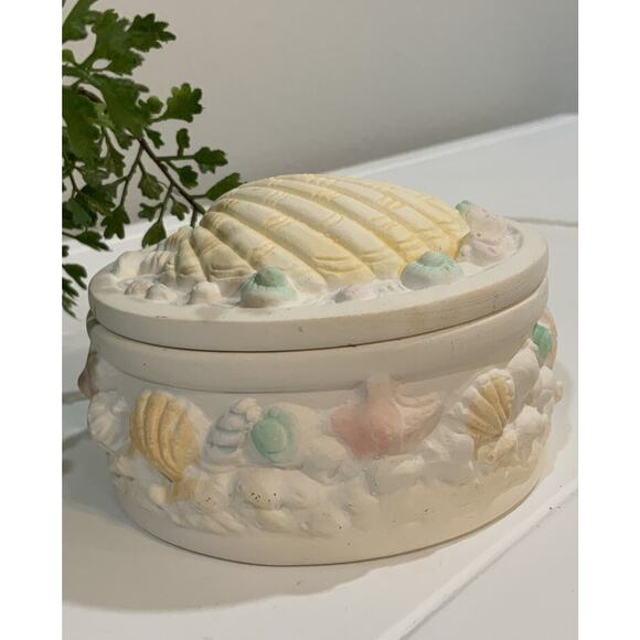 Vtg Pastel Seashell Starfish Round Ceramic Trinket Box Dish W Lid Coastal Decor - Picture 4 of 7
